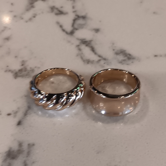 2 RINGS sz 7 - Picture 5 of 5